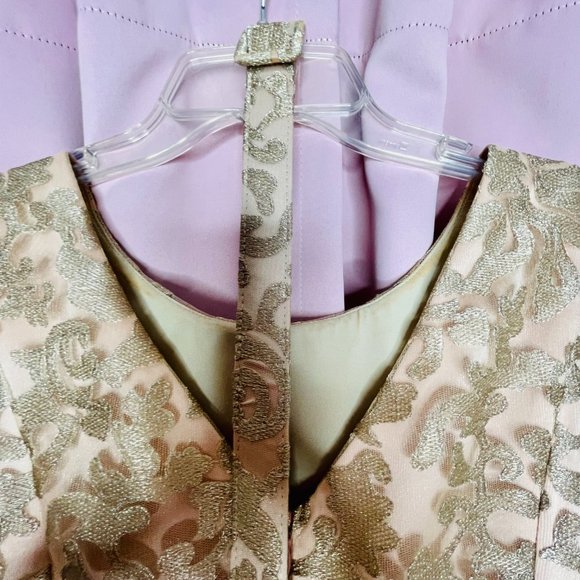 Gold Lace Fit & Flare Cocktail/Formal Dress Size 4 - Picture 5 of 10